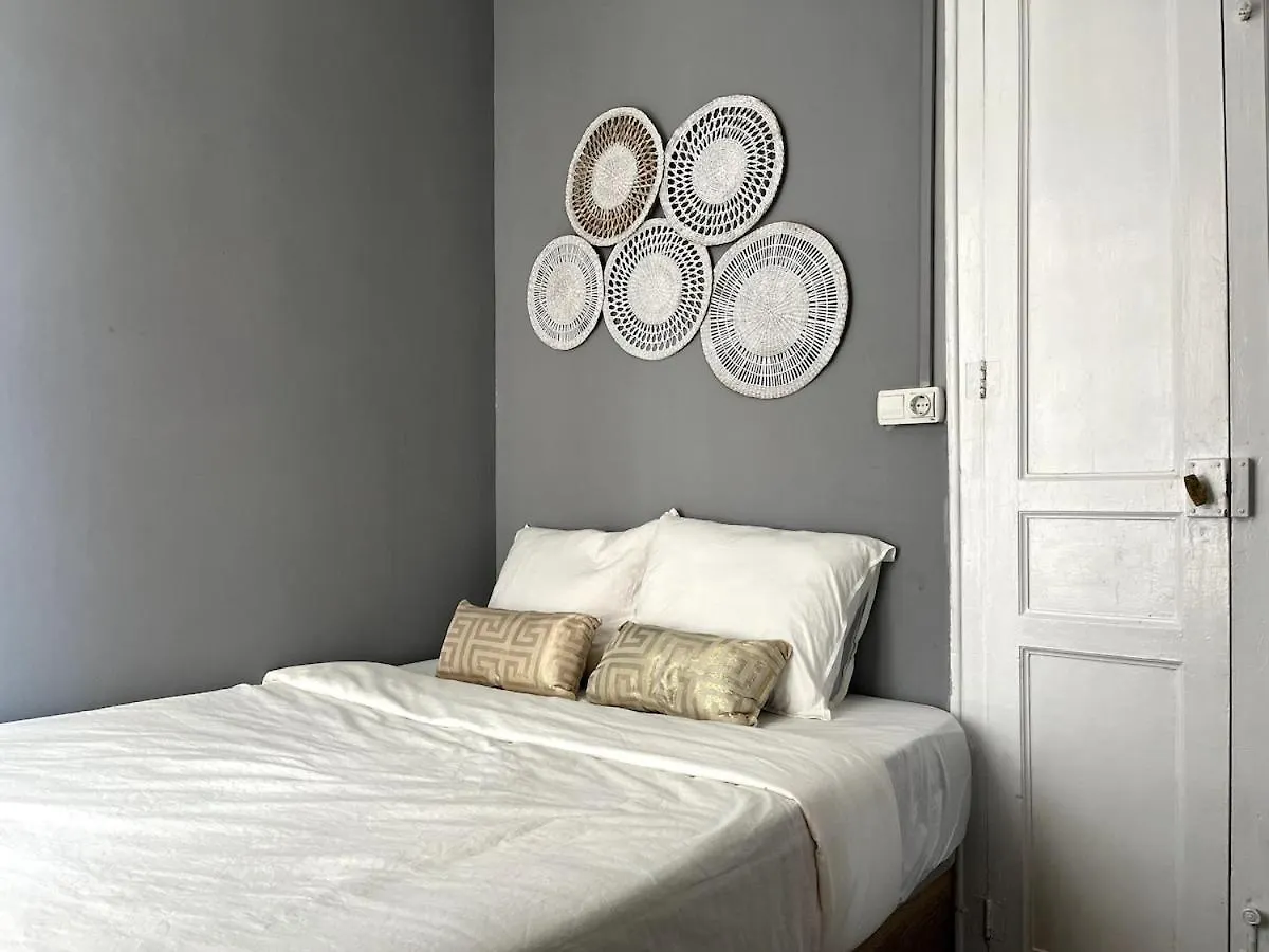 Apartment 4 Rooms Fira Barcelona Spain