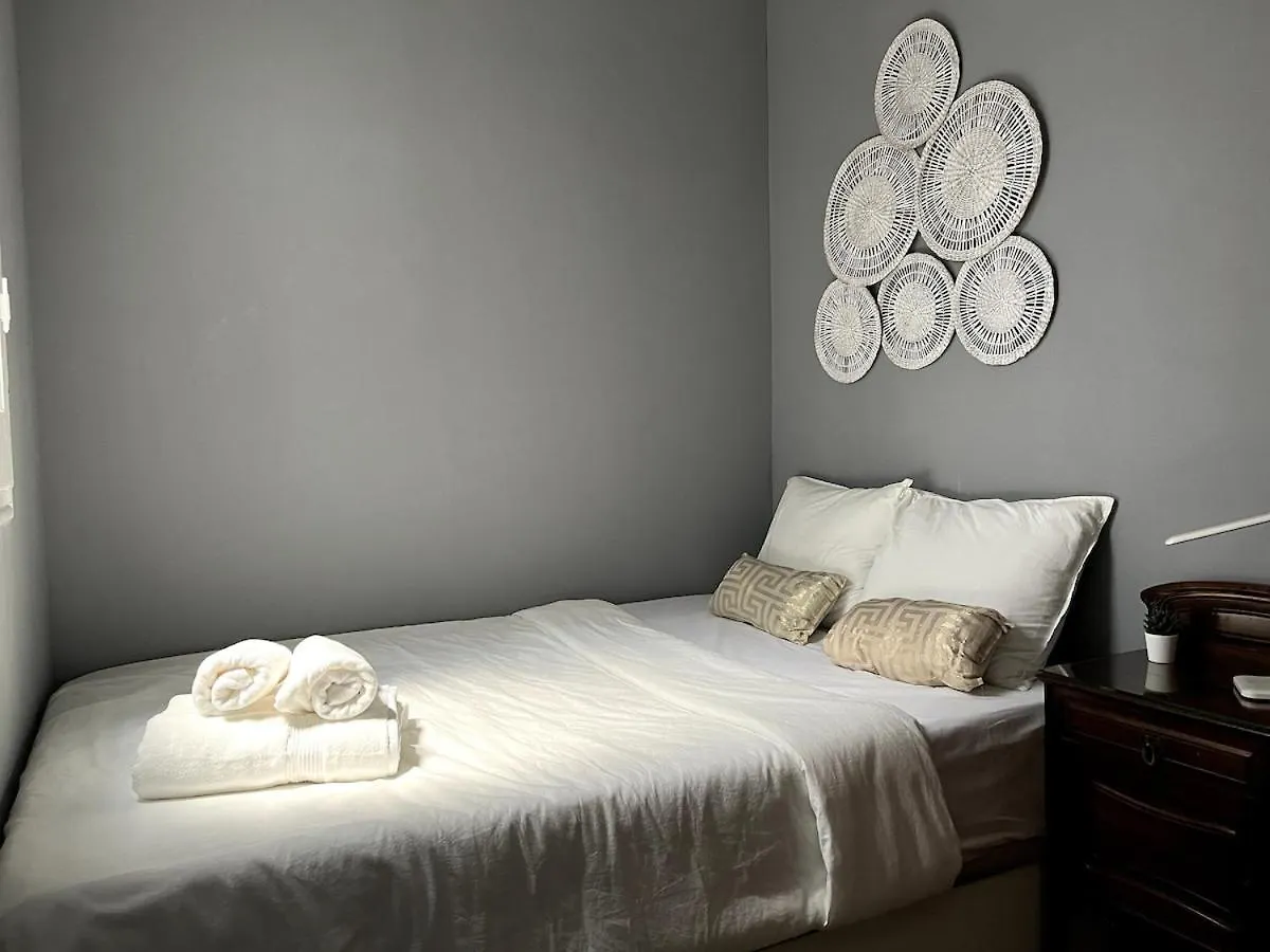 Apartment 4 Rooms Fira Barcelona  L'Hospitalet de Llobregat