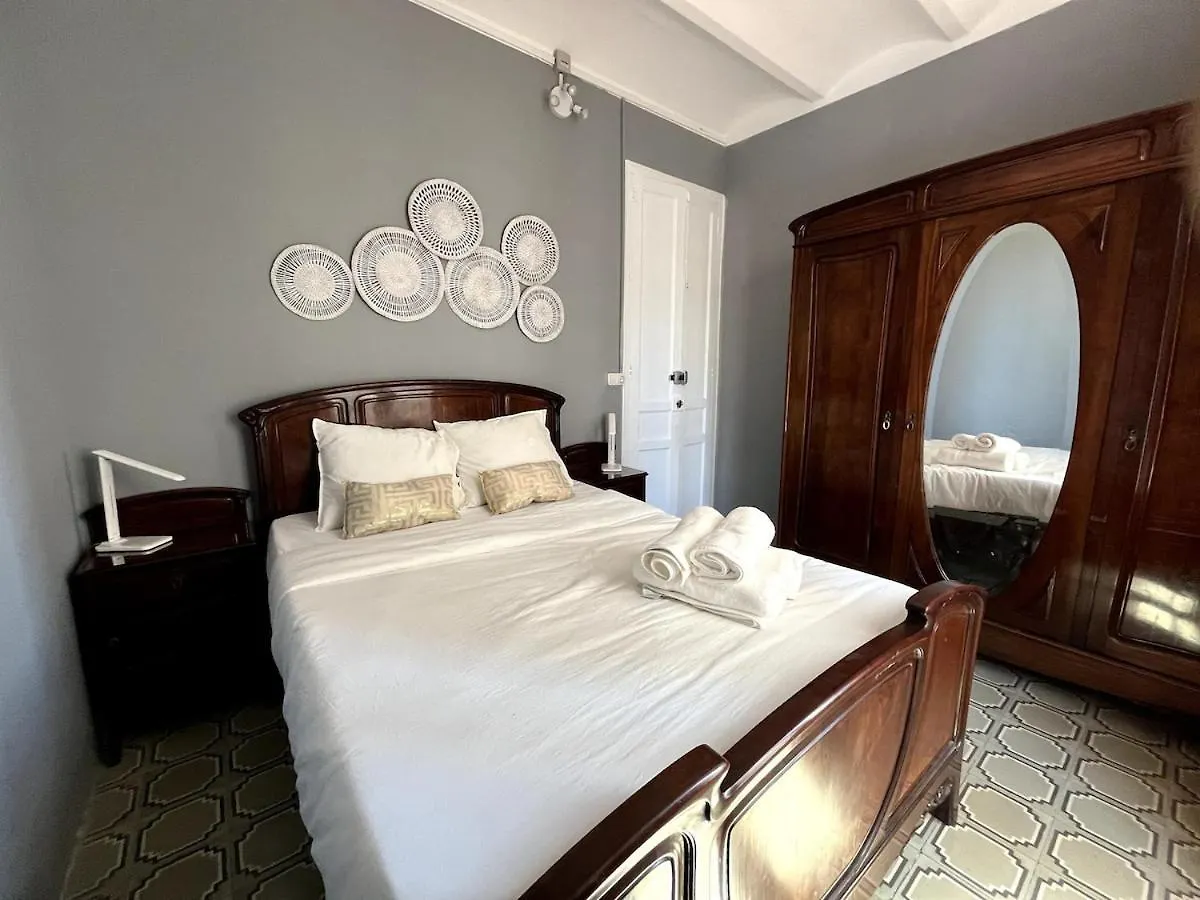 Apartment 4 Rooms Fira Barcelona 0*, L'Hospitalet de Llobregat Spain