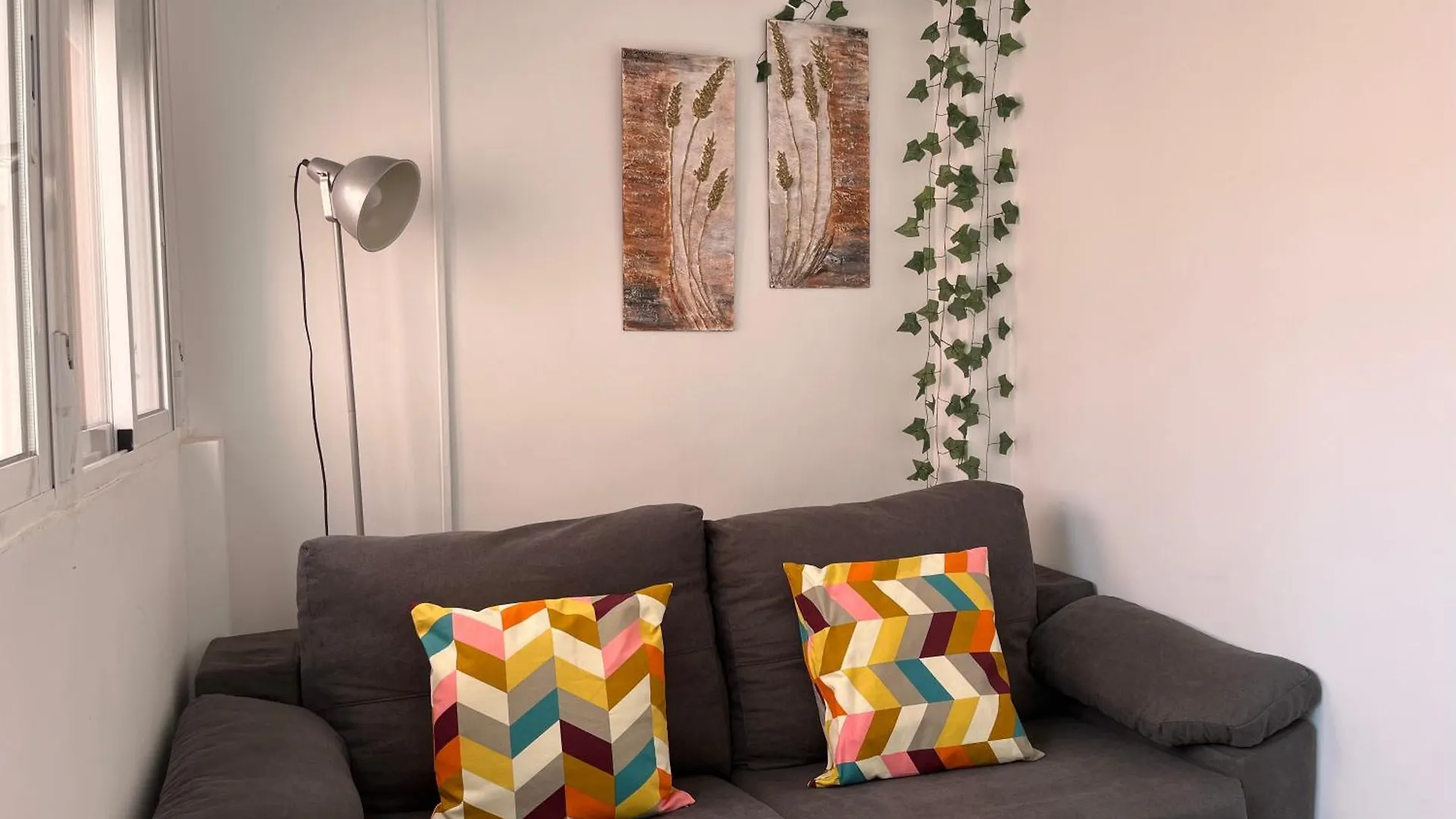 Apartment 4 Rooms Fira Barcelona L'Hospitalet de Llobregat 0*,